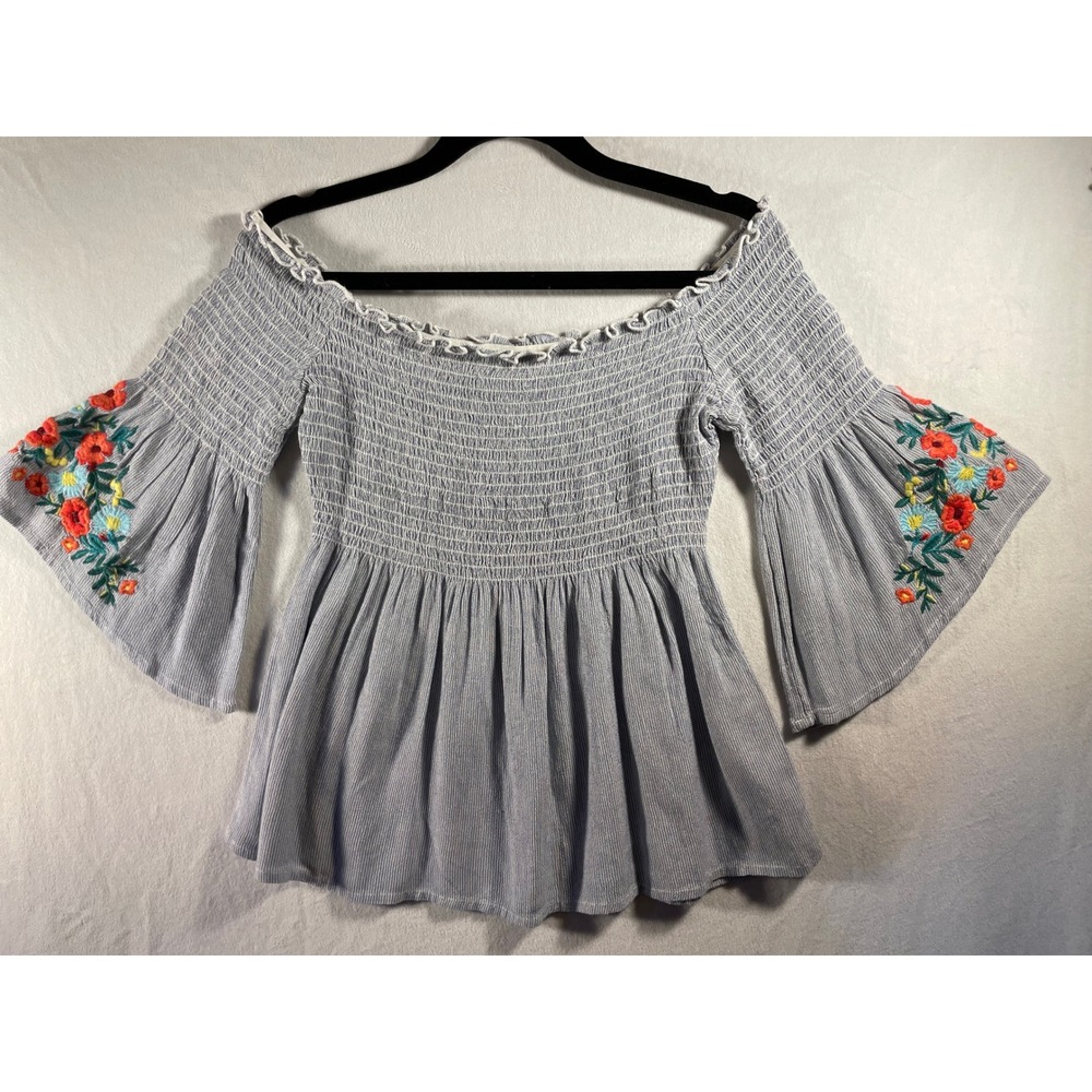 Y2K Hollister Off-Shoulder Bell Sleeve Floral Embroidered Top S milkmaid boho